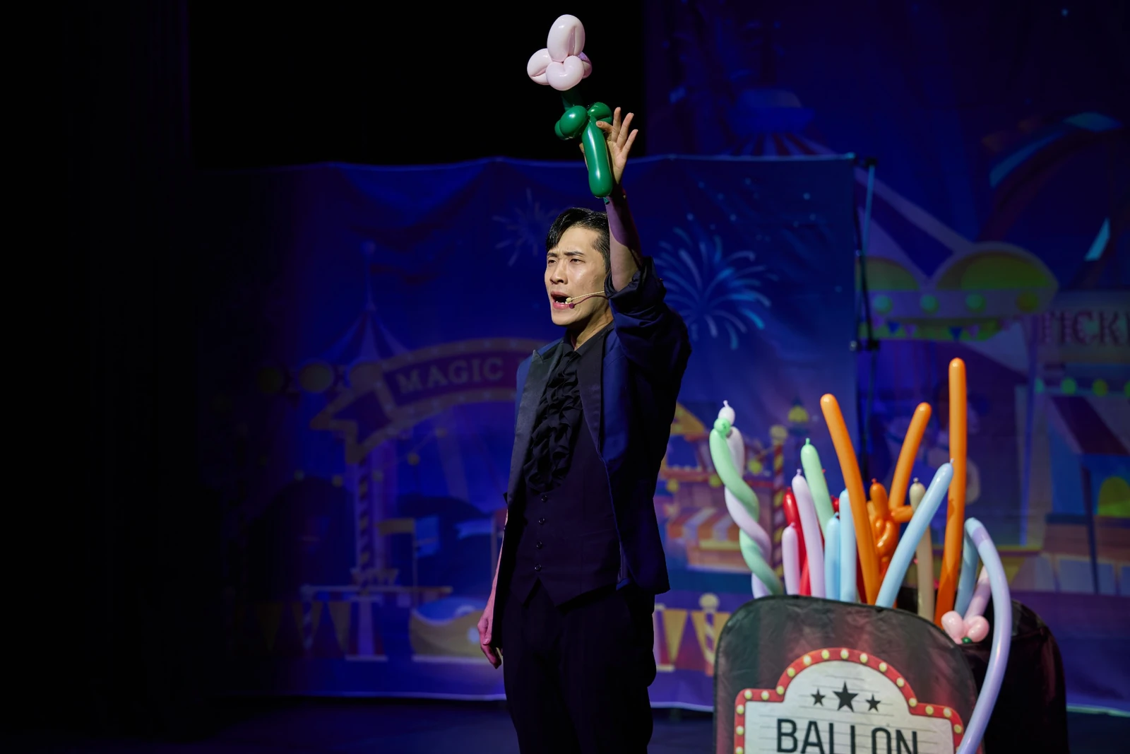 벌룬매직쇼 공연 장면